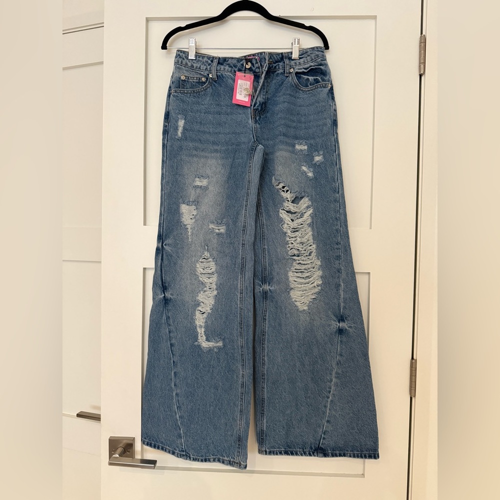 EDIKTED- NWT, Distressed blue jeans